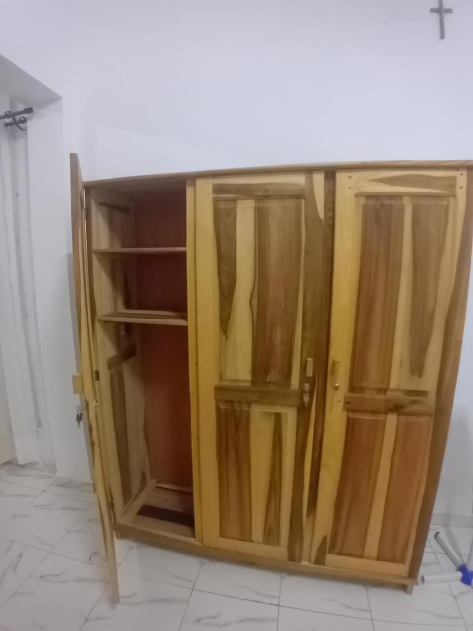 Centre Lucien Botovasoa Panzió Antsiranana Kültér fotó